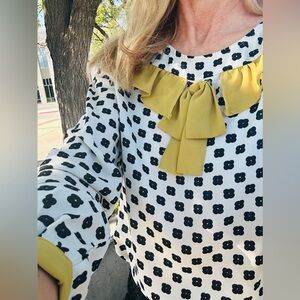 New! Women's french brand Comme Toi blouse size medium